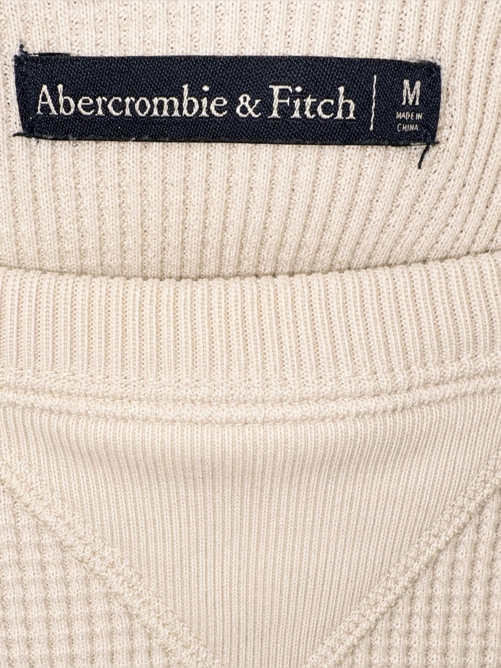 Abercrombie & Fitch Medium Women's Off-White Crew Neck Sweater - Picture 3 of 3